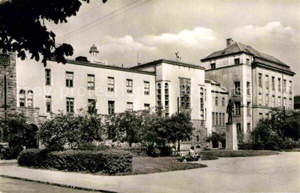 Pecs Egyetem Jogi kar Universität Denkmal St