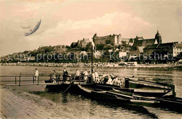 Pirna Partie an der Elbe Bootsanleger Schloss