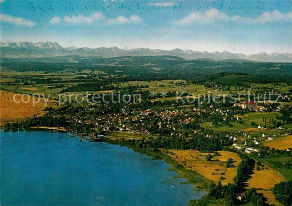 Diessen Ammersee gegen Zugspitze und Tiroler Alpen Flieg