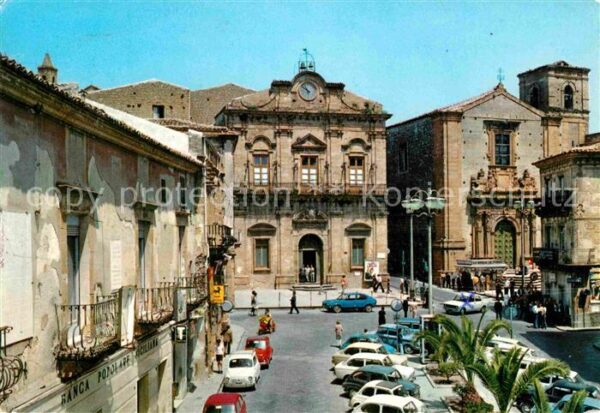 Piazza Armerina Piazza Garibaldi e Palazzo di Citta