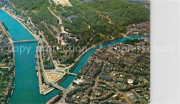 Namur sur Meuse et Jambes Vue aerienne Panorama sur con