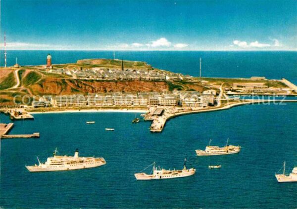Insel Helgoland Fliegeraufnahme Schiffe vor Reede