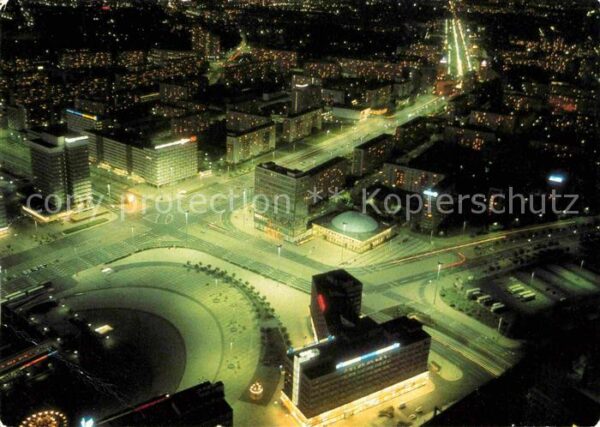 Berlin Blick vom Fernsehturm Nachtaufnahme Hau