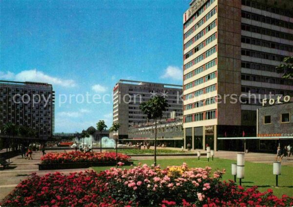 Dresden Prager Strasse mit den Interhotels Bast
