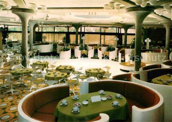 Badenweiler Cafe im neuen Kurhaus