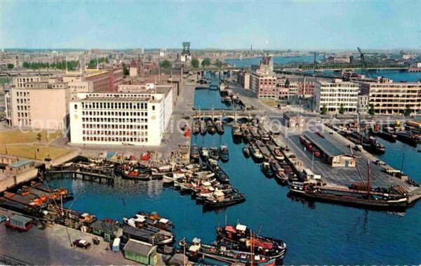 Rotterdam Gezicht op het Centrum Stadtmitte Hafen