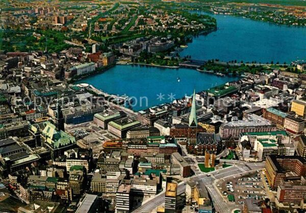 Hamburg City mit Binnenalster und Aussenalster