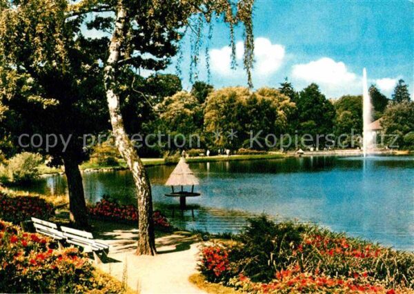 Bad Meinberg Kurpark Schwanenteich Fontäne