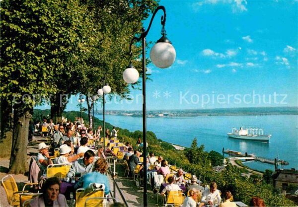 Blankenese Hamburg Blick vom Süllberg auf die Elbe Restaur