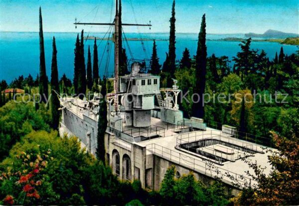 Gardone Garda Nave Puglia