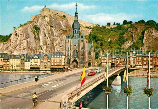Dinant Wallonie Kirche Brücke Schloss