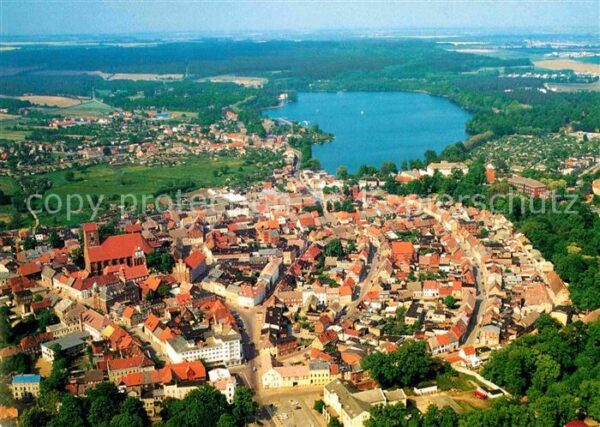 Parchim Fliegeraufnahme mit Kirche und Wockerse