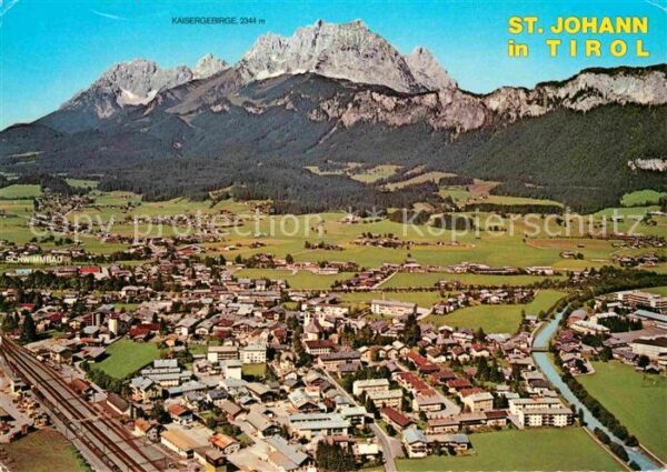 St Johann Tirol mit Wildem Kaiser Fliegeraufnahme