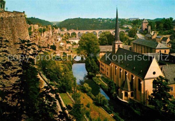 LUXEMBOURG  Luxemburg Stadtgrund mit Rham Türmen