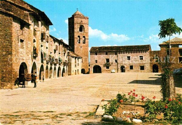 Ainsa Plaza de Espana Iglesia Romanica de San