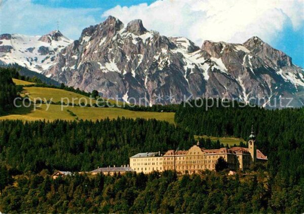 Bischofshofen Missionshaus St Rupert mit Tennengebirg