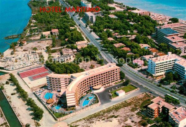 Puerto de Alcudia Fliegeraufnahme mit Hotel Maritimo