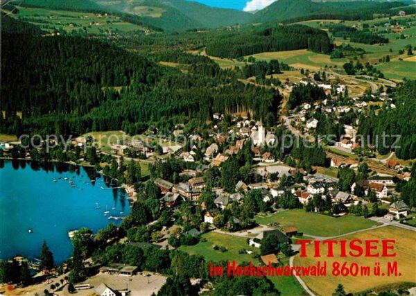 Titisee-Neustadt Fliegeraufnahme mit See