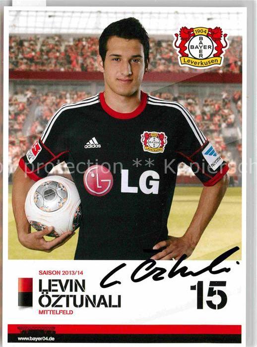 Fussball Bayer 04 Leverkusen Levin Öztunali Auto