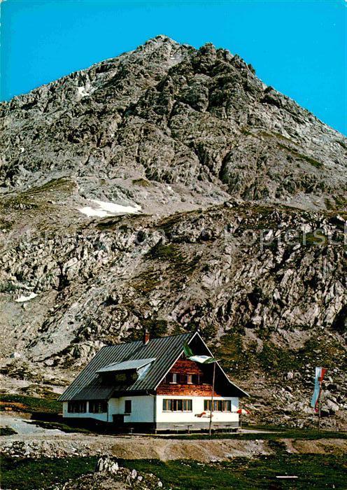Goeppingerhuette mit Hochlicht