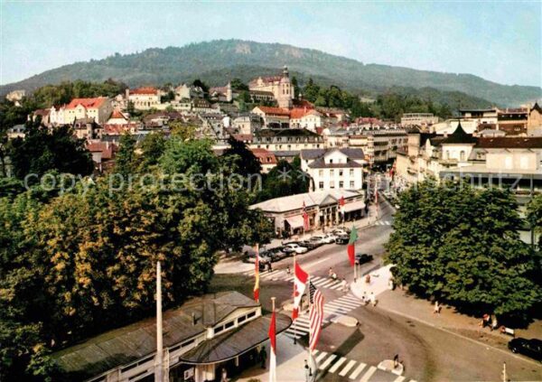 Baden-Baden Goetheplatz mit Blick auf Stiftskirche