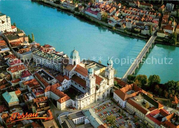 Passau Dreiflüssestadt Residenzplatz Dom Dompl