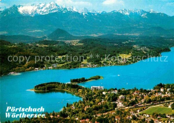 Poertschach Woerthersee Fliegeraufnahme Partie am See mit Mitta