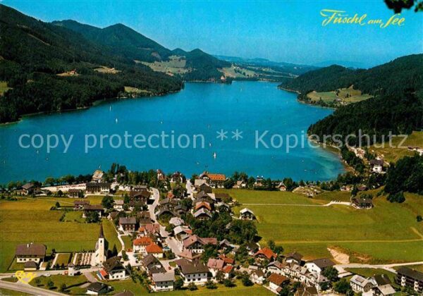 Fuschl See Salzkammergut Fliegeraufnahme mit See