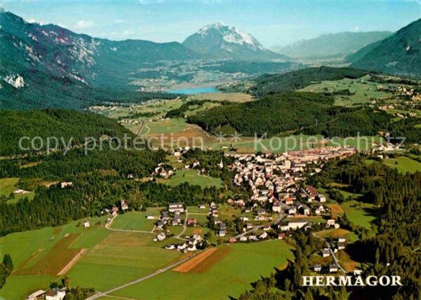 Hermagor Kaernten Fliegeraufnahme im Gailtal gegen Presse