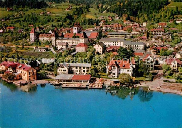 Millstatt Millstaettersee Fliegeraufnahme Partie am See
