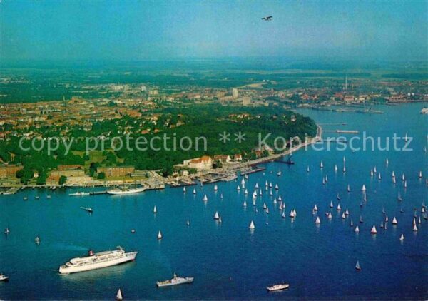 Kiel Fliegeraufnahme Olympiahafen mit Förde