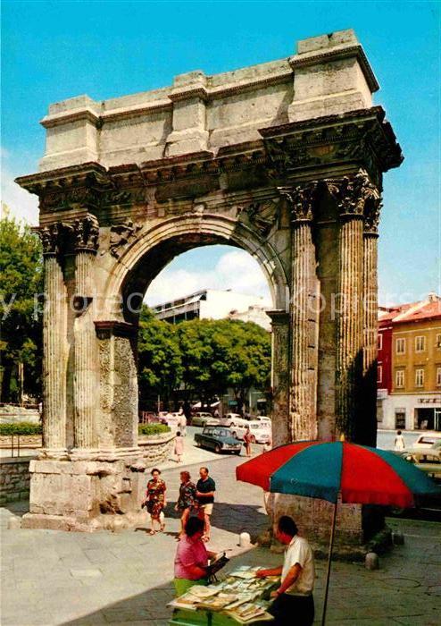 Pola Pula Croatia Goldenes Tor