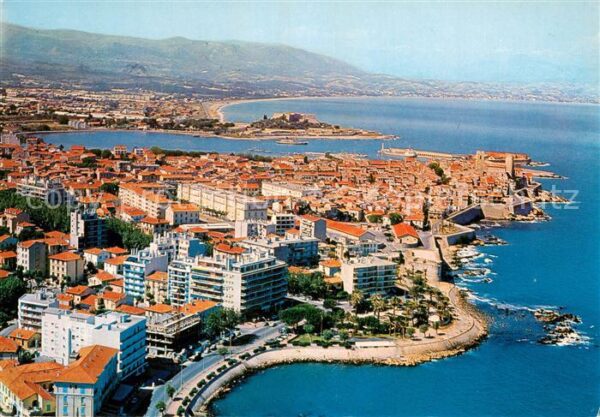 Antibes Alpes Maritimes Reflets de la Cote d’Azur Vue generale