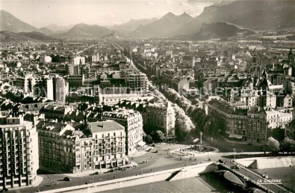 Grenoble 38 Vue generale Place de la Bastille