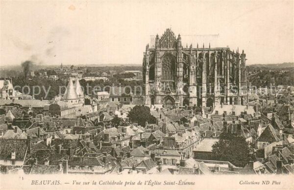 Beauvais 60 Vue sur la Cathedrale prise de l Eglise
