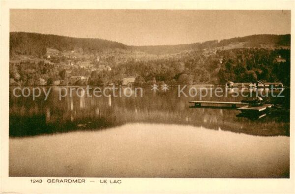 Gerardmer 88 Vosges Panoram du lac et les Vosges