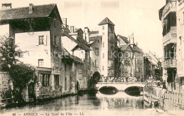Annecy 74 Haute-Savoie Le Quai de l Ile