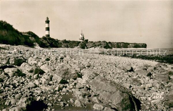 Ile d Oleron La Cote et le Phare de Chassiron