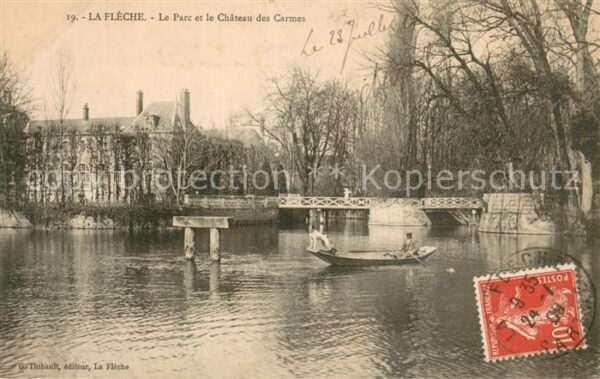 La Fleche Le Parc et le Chateau des Carmes