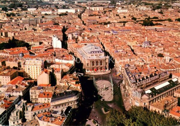 Montpellier Herault Vue aérienne sur la ville Place de l Oe