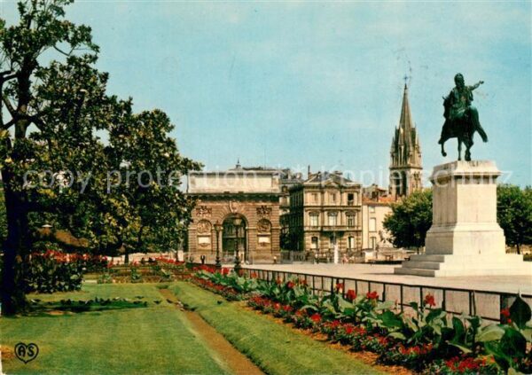 Montpellier Herault Jardin du Peyrou Statue de Louis XIV Ar