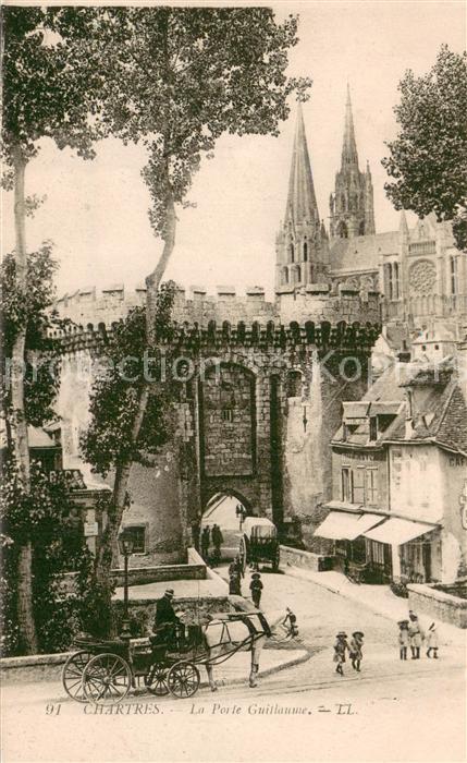 Chartres 28 La Porte Guillaume Kutsche