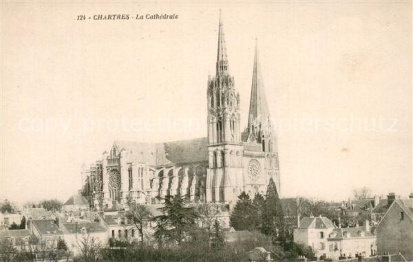 Chartres 28 La Cathedrale