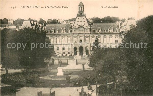 Le Havre Hotel de Ville et le Jardin