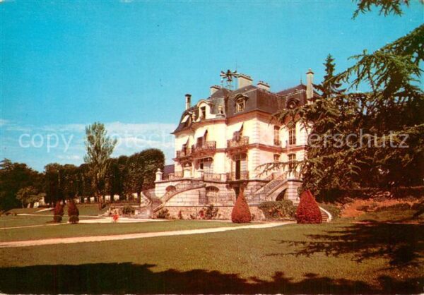 Athis-Mons 91 Hotel de ville et le parc