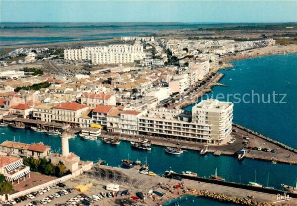Le Grau-du-Roi 30 Gard Le Chenal Maritime et la Rive Gauche Vu