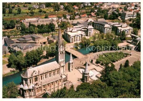 Lourdes Hautes Pyrenees Vue aerienne du Sanctuaire