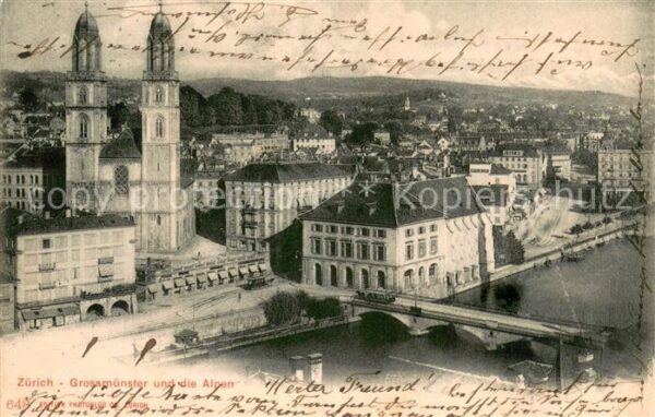 Zuerich ZH Grossmünster und die Alpen
