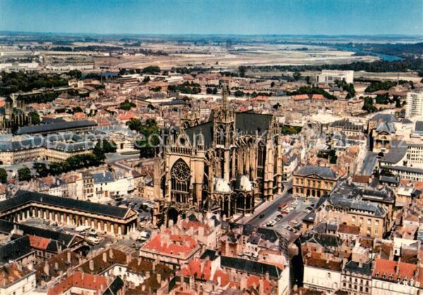 Metz  57 Moselle La Cathedrale Vue aerienne