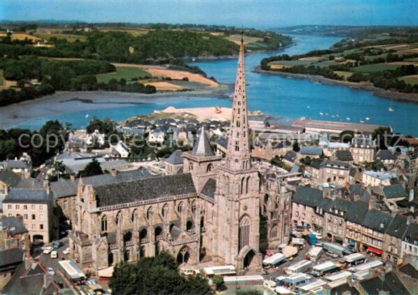 Treguier Cotes d Armor La Cathedrale St Tugdual Vue aerienne